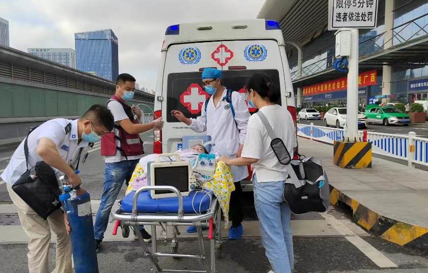 都昌县救护车出租公司